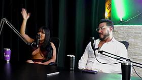 french meets brazilian threesome?