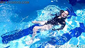 Underwater Jessica Bunny Swims With Her Boobs And Ass In The Pool