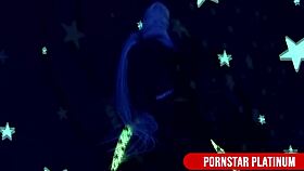 blonde hoe leya falcon is giving her ass bareback to mocha stud rob piper