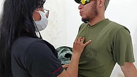 Acciones Pervertidas De Una Doctora Latina En Un Hospital Militar Ella Es Una Puta Medica