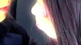 Duas putas morenas safadas se lambem e gozam sem parar