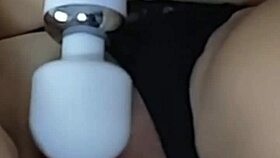 Mon Vibro Pour Mon Clito et Un Lush Pour Ma Chatte