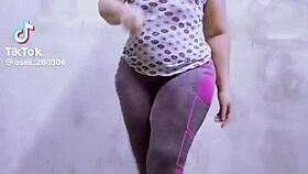 calcinha marcando na coroa