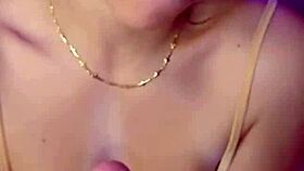 squirt handjob deepthroat cavalgata semen in pussy - melisabunnny ft bunnnyfamily