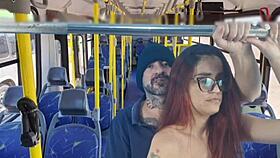 Estudante foi encoxada dentro do onibus