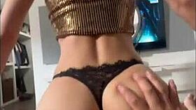 I love rosmexicana's beautiful tits and ass, she's such a sexy latina amateur