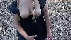 Meryledyxxx Masturbaci�n P�blica Y Squirt