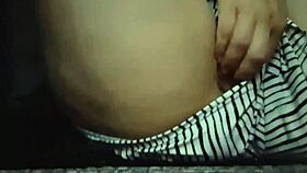 una loba no domesticada si quieres ver mas comenta hare lo que quieras por ti