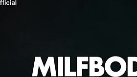 I-I learned tantric yoga by fuckin' this flexible milf!