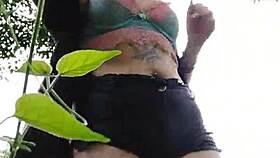 curvy girl from curitiba flashes in the woods
