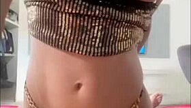 I love rosmexicana's beautiful tits and ass, she's such a sexy latina amateur