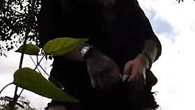 curvy girl from curitiba flashes in the woods