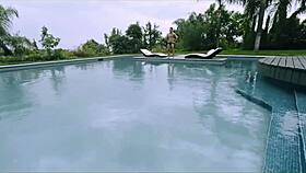 Jenna J Ross likes to squeeze her own nipples when she cums on her fingers