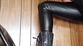leather and boot domme mymistressk 😈