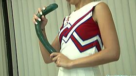 Tight teen cheerleader fucks husband before babysitting