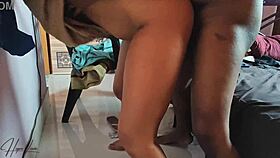 Азиатка возбудилась и замутила страстный трах