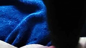 Helsbels pumps greedy pussy for squirting fun?