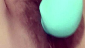 PINAY SQUIRTS A LOT FOR THE FIRST TIME USING TOYS - SHARINAMI