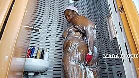 Shower time with fat onion booty milf, full video on red - mara exotic 😍