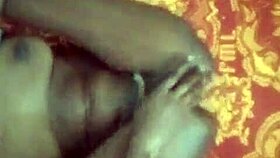 Kenyan Girl Shows Squirting