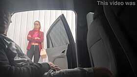 Punheta Arriscada Na Rua Para Estudante Que Estava No Ponto De Ônibus!