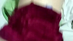 oye, mira como pongo a gemir a mi hembra curvy