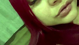 ruiva da bucetinha preta disponível para chamadinha de vídeo