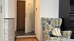 I Dropped The Towel In Front Of The Delivery Man