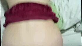 oye, mira como pongo a gemir a mi hembra curvy