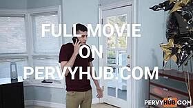 Dee Williams birtokba veszi az új éved Ricky kemény baszásával!