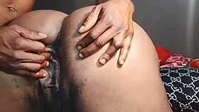 wanna see this hairless shaved pussy up close in homemade update?