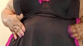 WOW! Big Beautiful Sexy BBW Curves!