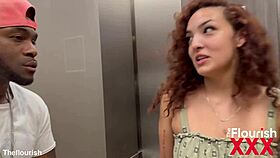 Tattooed Italian babe Dee Lusion showers with Rome Major post-party