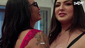 Lésbicas Gostosas Se Masturbando Com Brinquedos