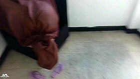 Amateur Creampie With Curvy Latina Girlfriend's Huge Ass And Pussy