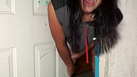 Stuck Door Latina Seized For Deep Penetration And Loud Moans