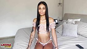 Breiny Zoe's asshole stretched wide in emotional casting gape