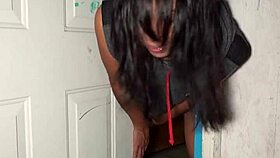 Stuck Door Latina Seized For Deep Penetration And Loud Moans