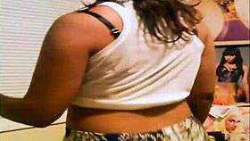 black milf drops her fat ass and pussy like never before