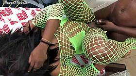 He paid $100 to pound my pretty pussy hard 💦😈