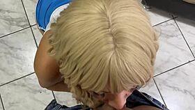 caught her cleaning kitchen in tight shorts eyeing that huge ass