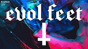 wanna choke gag on my bbw latina feet femdom toes worship?