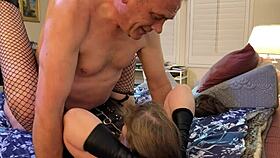 cosplay princess leia milf takes intense creampie in sith fantasy