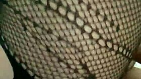 BIG ASS MATURE IN LINGERIE CRAVES YOUR HOT CUMSHOT!