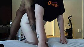 dunkin blonde bombshell shakes ass begging muscular bbc creampie deep