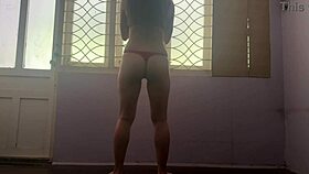 Fine Big Ass Babe Sweats Through Intense Sexy Home Workout