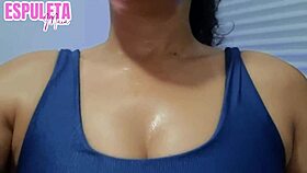 POV flashing this latina's huge ass and legs during dirty gym treino