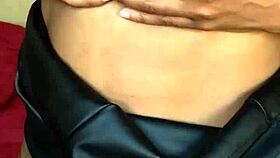 hey ebony milf wanna vibe that pussy till you squirt and pee wet everywhere?