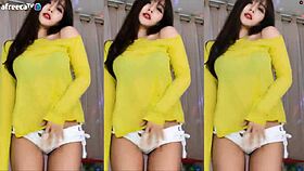 Korean babe, those big tits dancing got me?