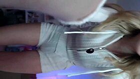 hey yus lopez shake that nalgona ass on twitch